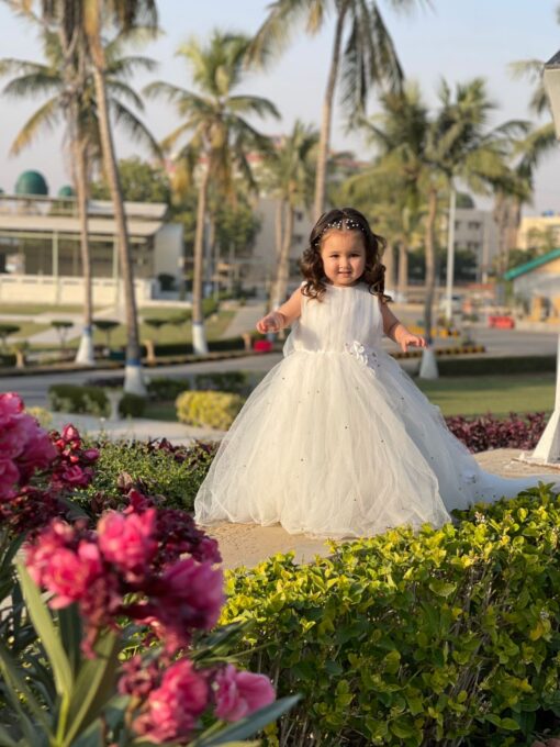 White Pearl Gown ezdockpk