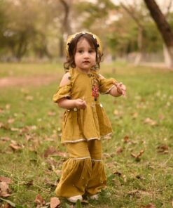 Mehndi Doll Gharara Set